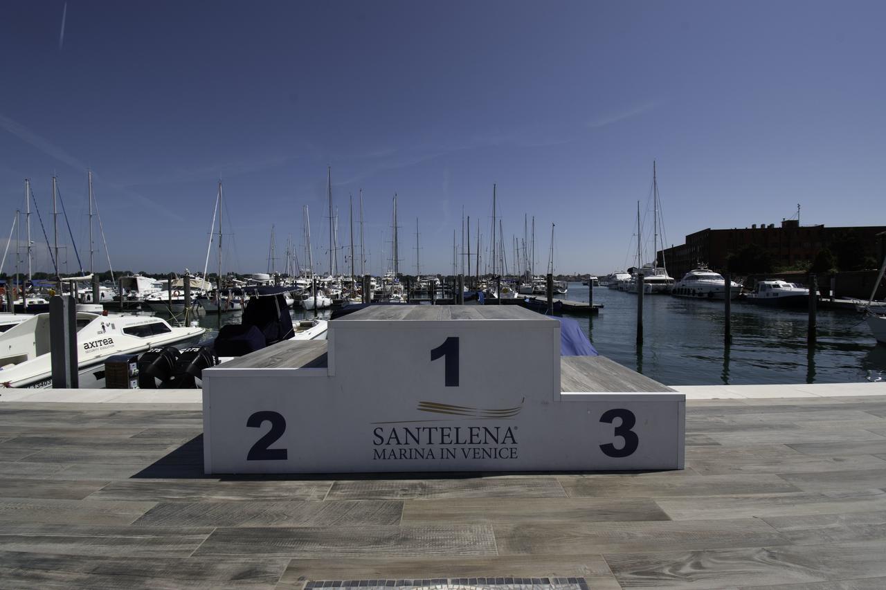 Hotel na wodzie Boathotels Marina Sant'elena
